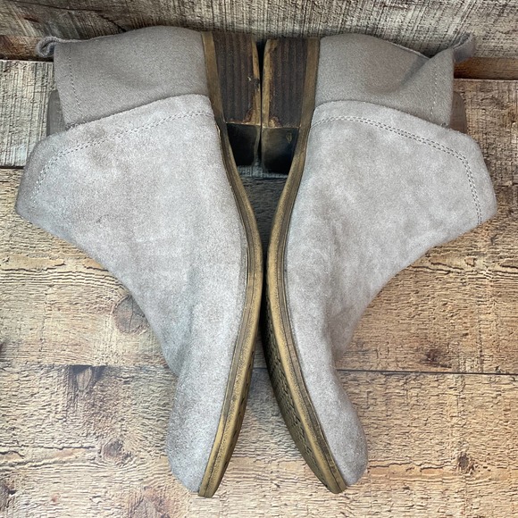 TOMS Deia Leather Ankle Boot Tan Suede Booties Size 11 - Picture 5 of 12